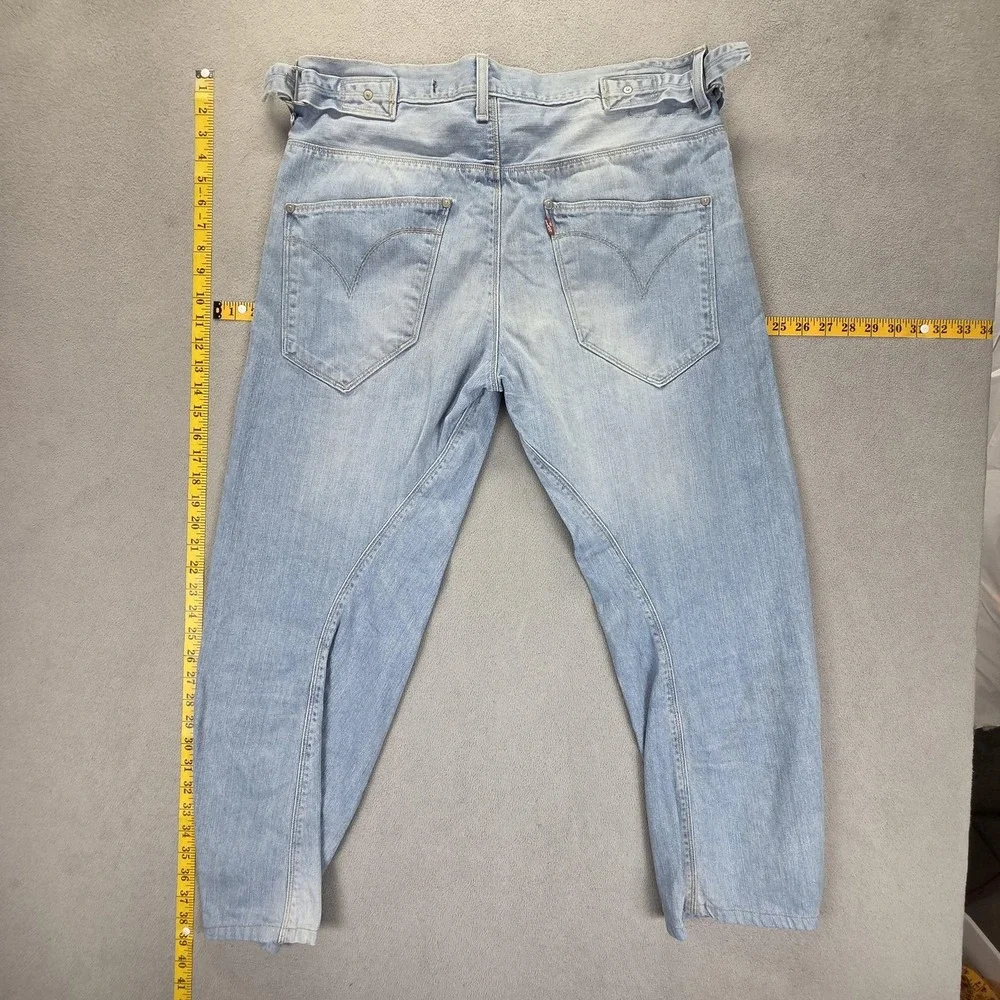 Levis important sizing